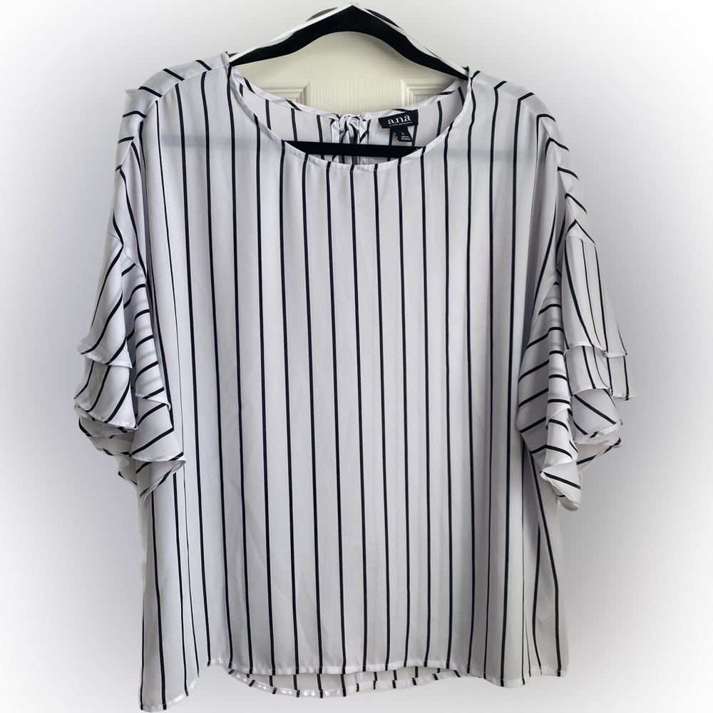 a.n.a. Striped shirt - ruffle sleeves - size L